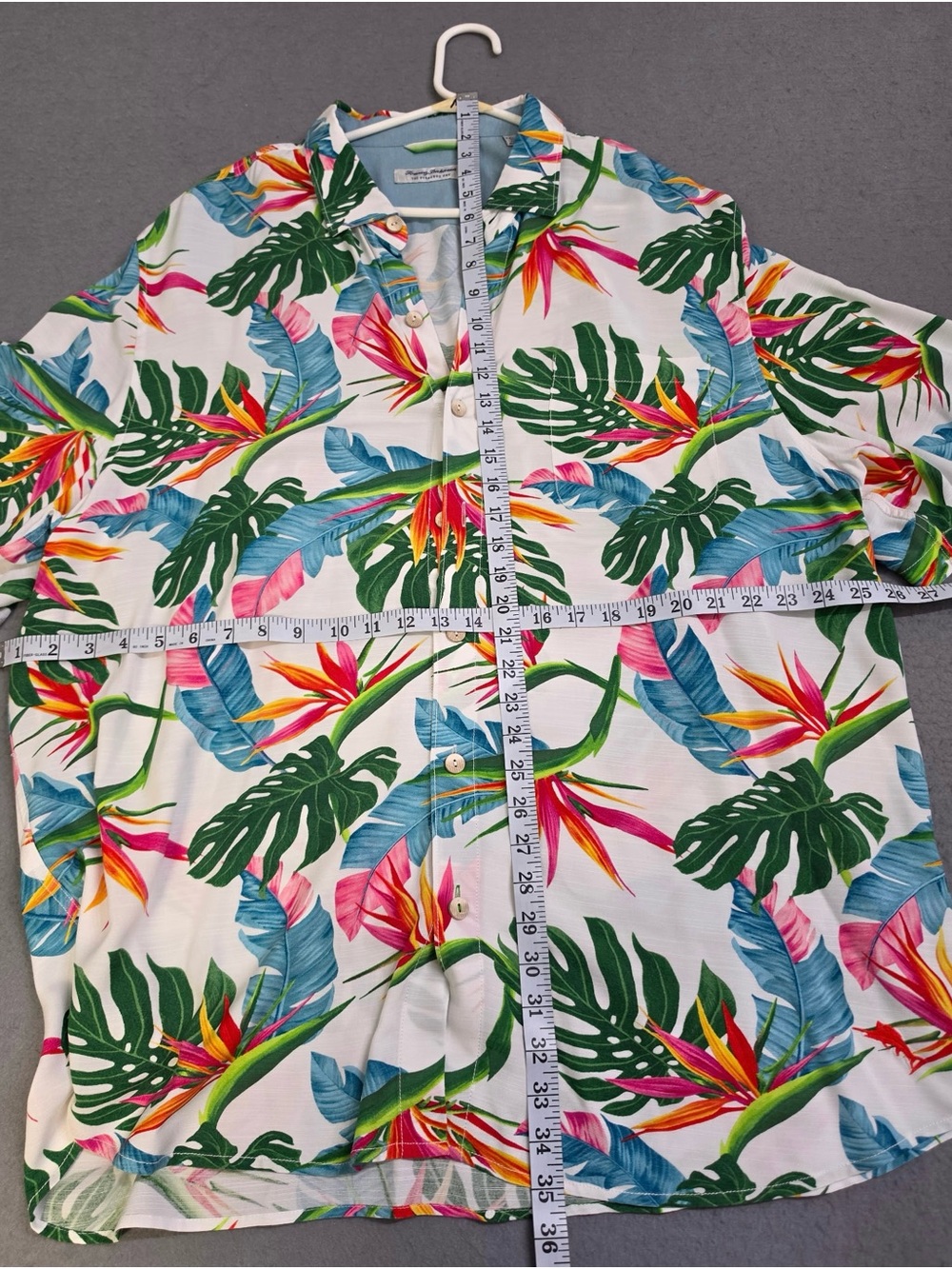 Tommy Bahama Tropical Shirt Bundle – 2 Men’s XXL Shirts $20 - Picture 3 of 6